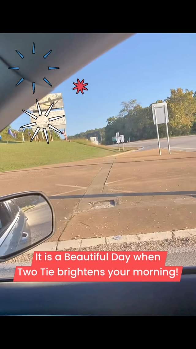 #springriverfinefurniture #twotietimmy #HardyArkansas Two Tie Timmy #beautifulda...